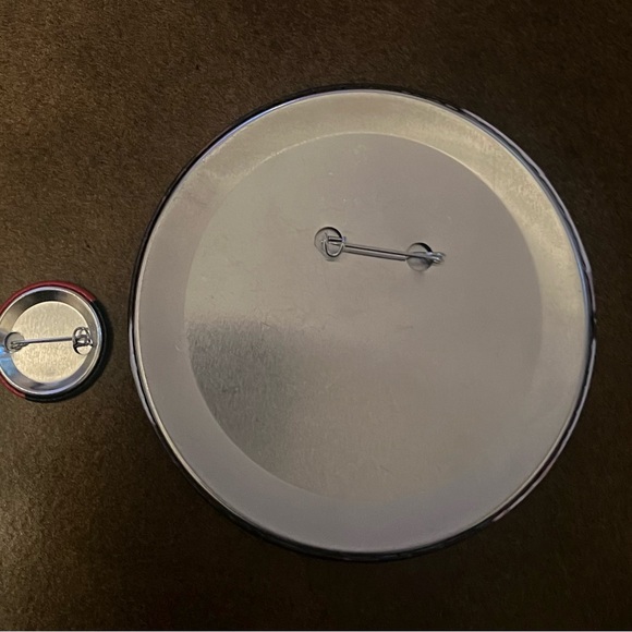 RAF SIMONS SET OF 53 TEXT PRINTED PINS - Picture 2 of 2